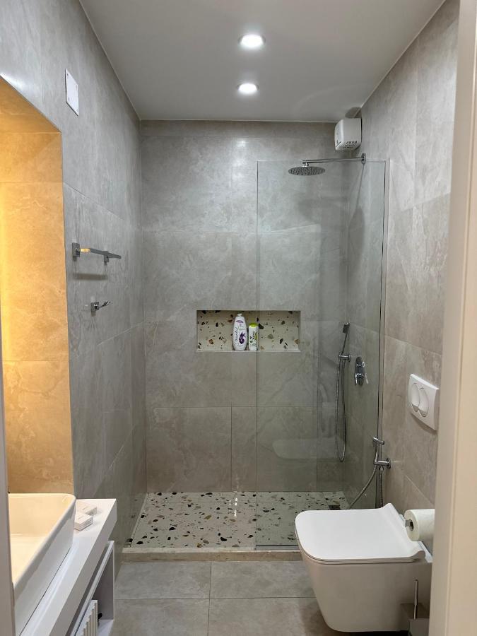 4Seasonsgea , New Modern Apartment In Tirana Exterior photo